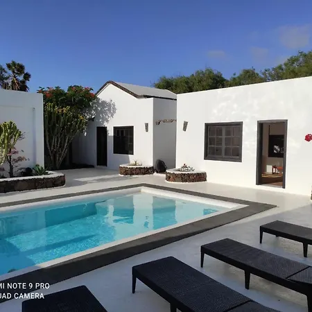 Caniern 250m2 On The Golf Course 6 Persons * Costa Teguise